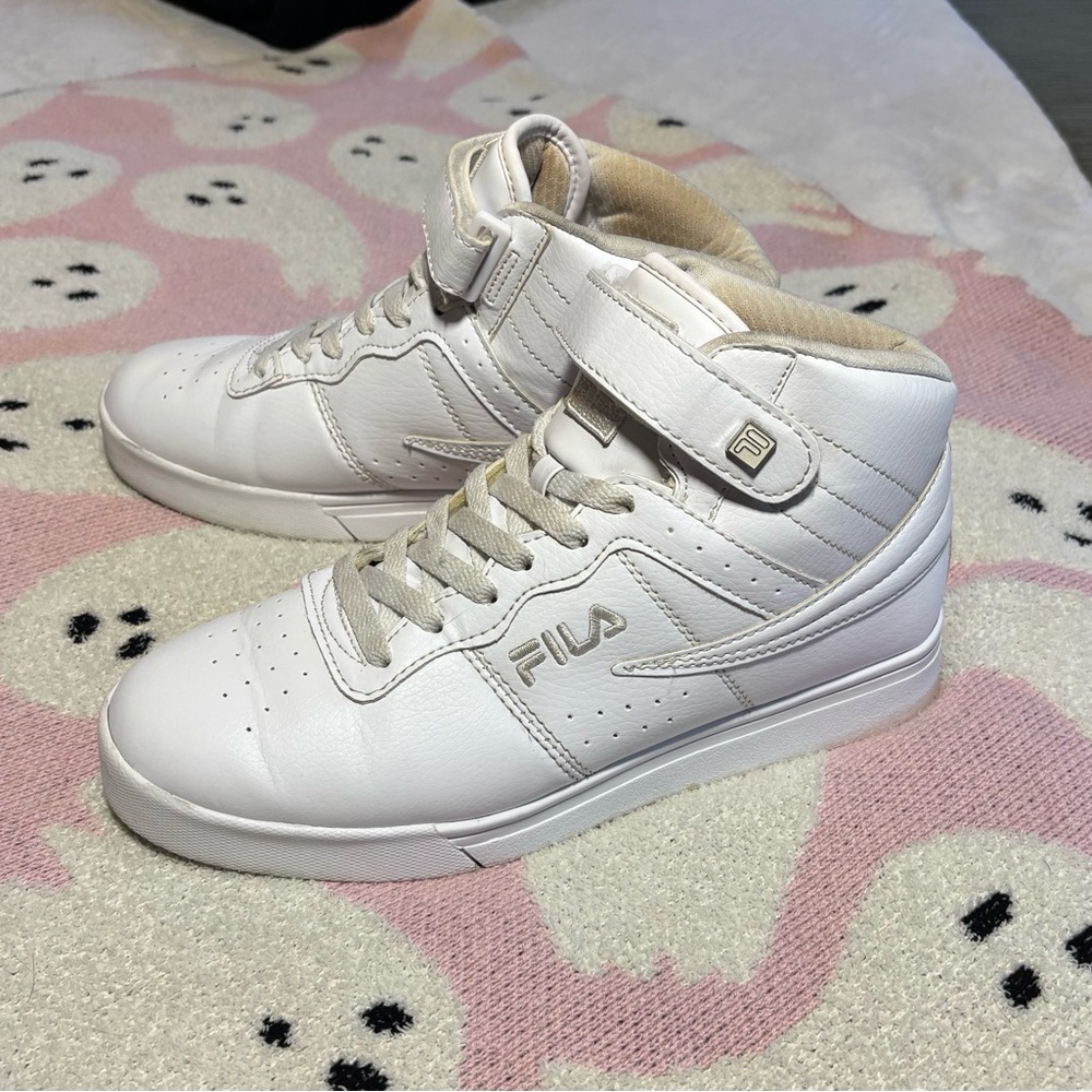 90s Vintage Fila White High-Top Sneakers